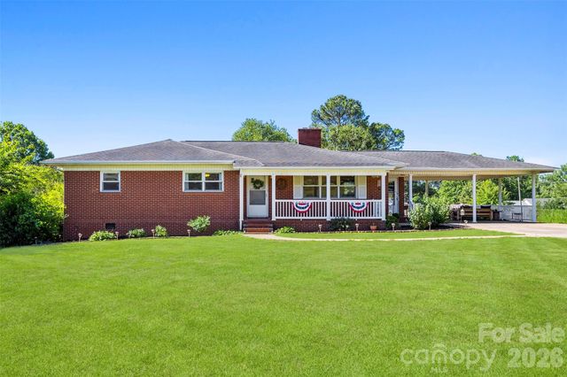 202 Museum Road, Statesville, NC 28625