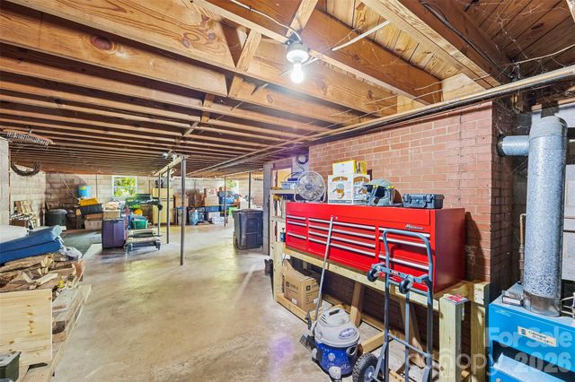 202 Museum Road, Statesville, NC 28625