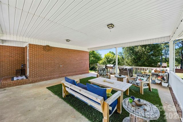 202 Museum Road, Statesville, NC 28625