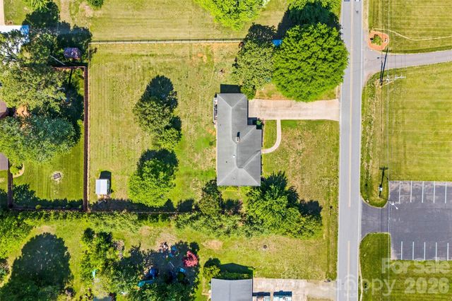202 Museum Road, Statesville, NC 28625