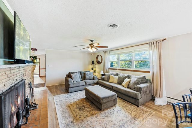 202 Museum Road, Statesville, NC 28625