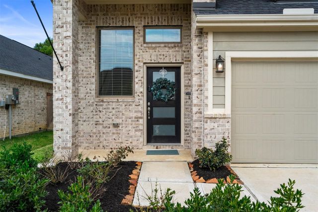 19180 Cedar Lennox Circle, Magnolia, TX 77355