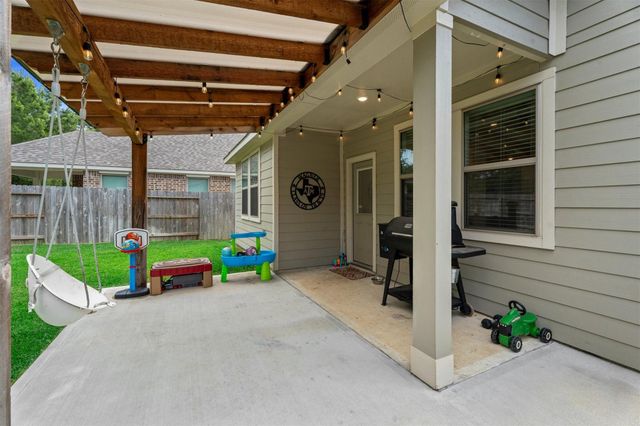 19180 Cedar Lennox Circle, Magnolia, TX 77355