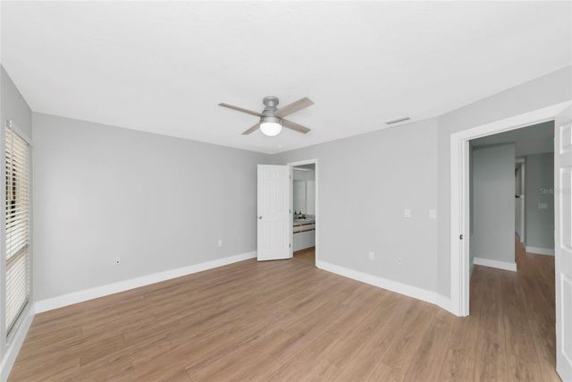 5176 CEDAR HAMMOCK LANE, Sarasota, FL 34232