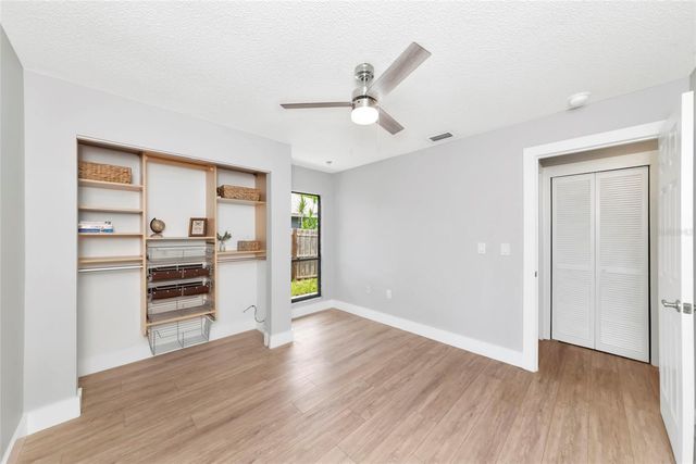 5176 CEDAR HAMMOCK LANE, Sarasota, FL 34232