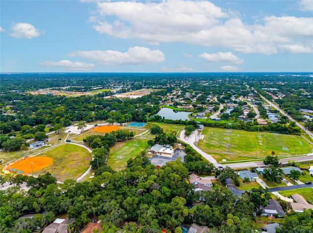 5176 CEDAR HAMMOCK LANE, Sarasota, FL 34232