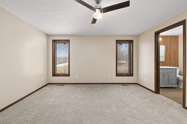 4920 W Cook Road, Fort Wayne, IN 46818