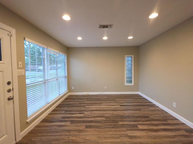 4707 Philco DR, Austin, TX 78745