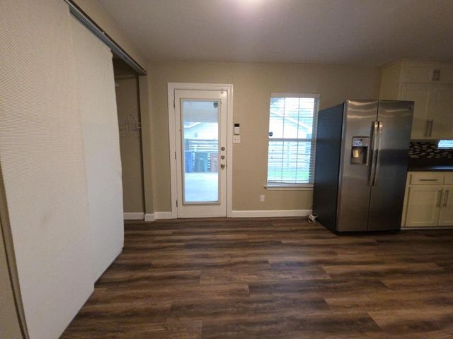 4707 Philco DR, Austin, TX 78745