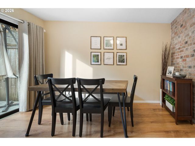 7949 Sw CONNEMARA Ter, Beaverton, OR 97008