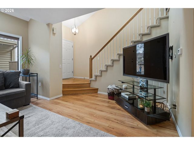 7949 Sw CONNEMARA Ter, Beaverton, OR 97008