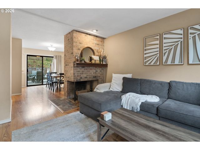 7949 Sw CONNEMARA Ter, Beaverton, OR 97008