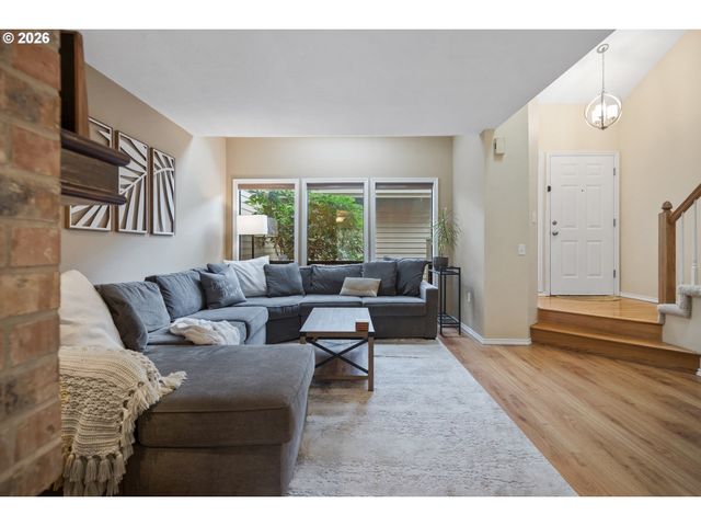 7949 Sw CONNEMARA Ter, Beaverton, OR 97008