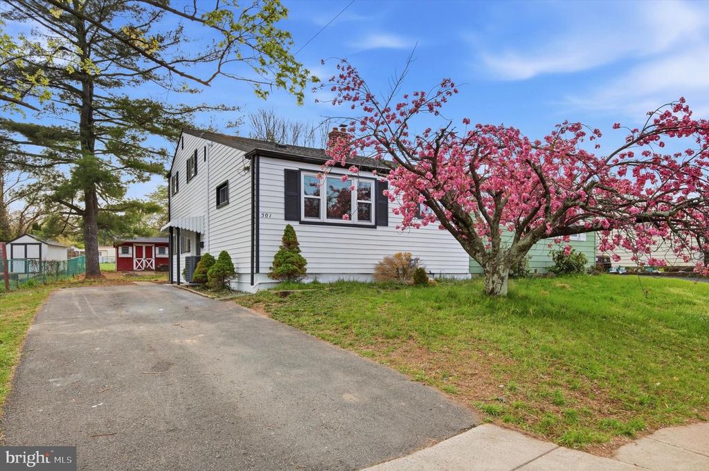 501 CHERRY ST, Lansdale, PA 19446