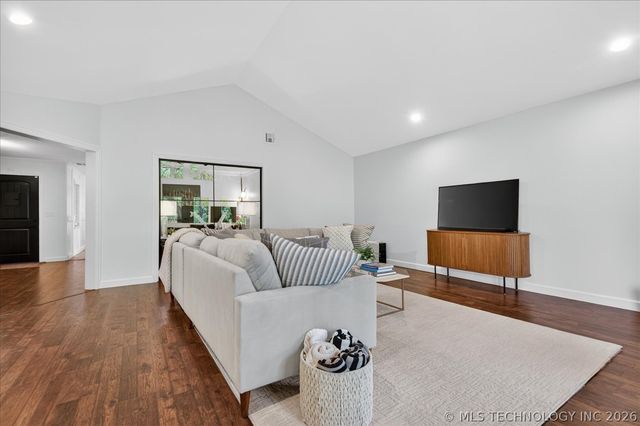2301 Camden Court, Bartlesville, OK 74006