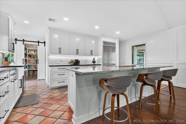 2301 Camden Court, Bartlesville, OK 74006