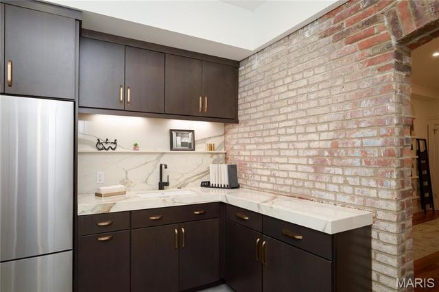 1915 S 12th Street, St Louis, MO 63104