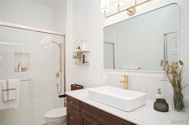 1915 S 12th Street, St Louis, MO 63104