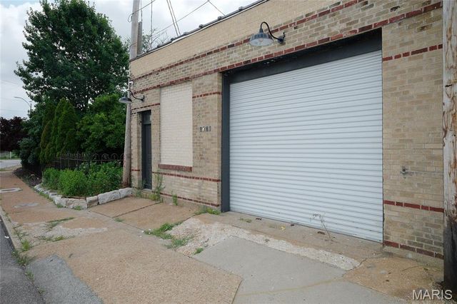 1915 S 12th Street, St Louis, MO 63104