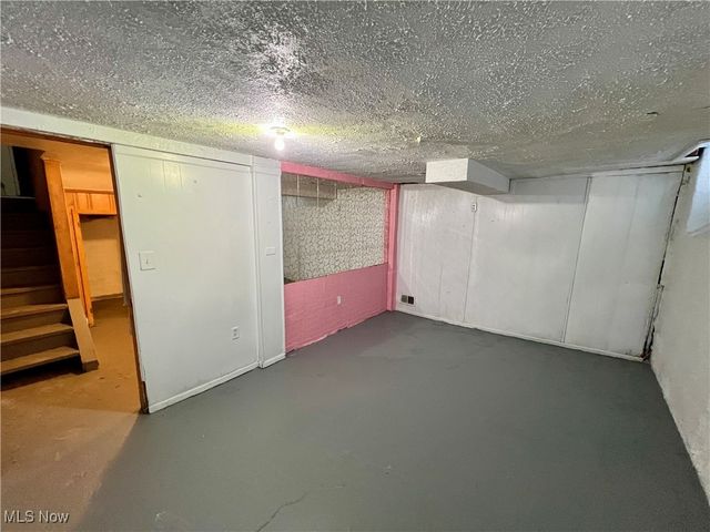 907 Rondel Road, Cleveland, OH 44110