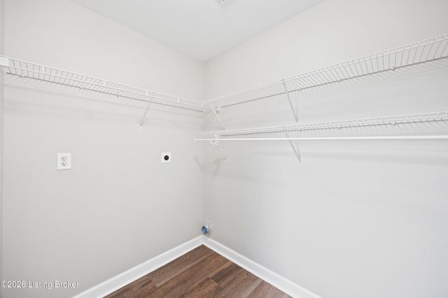 7300 Saint Andrews Woods Cir 203, Louisville, KY 40214
