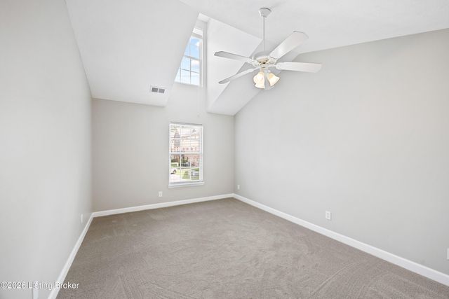 7300 Saint Andrews Woods Cir 203, Louisville, KY 40214