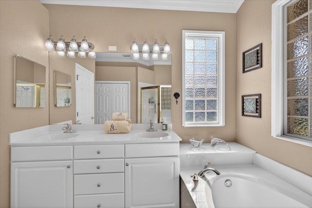 719 MISTY POND COURT, Bradenton, FL 34212