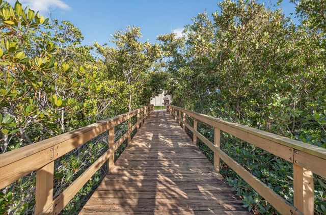 719 MISTY POND COURT, Bradenton, FL 34212