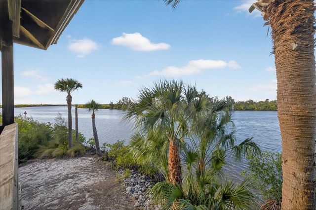 719 MISTY POND COURT, Bradenton, FL 34212