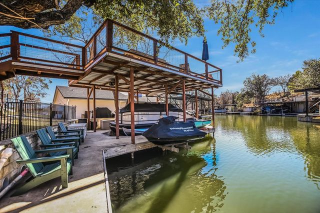 316 Mountain View Dr, Sunrise Beach, TX 78643