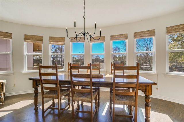 316 Mountain View Dr, Sunrise Beach, TX 78643