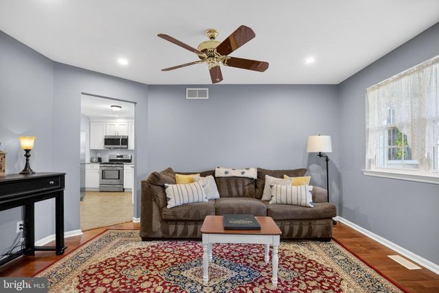 1522 PINE AVE, Voorhees, NJ 08043
