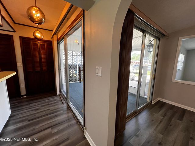 11505 INEZ Drive, Jacksonville, FL 32218