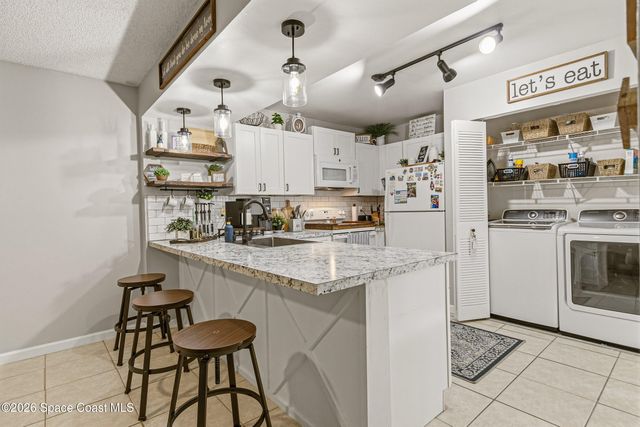 1000 Abada Court NE 110, Palm Bay, FL 32905