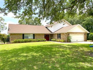 171 W COUNTRY CLUB DRIVE, Williston, FL 32696