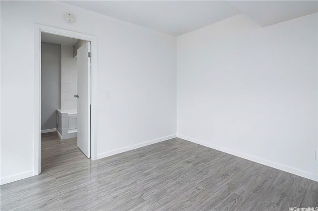 439 Keoniana Street 201, Honolulu, HI 96815