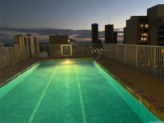 439 Keoniana Street 201, Honolulu, HI 96815