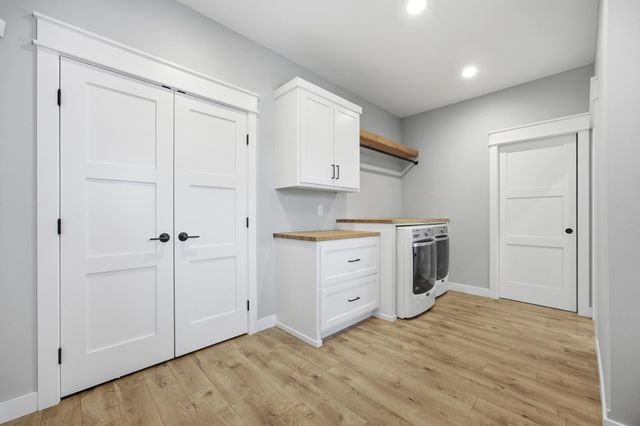 4259 Bristlecone Loop S, Fargo, ND 58104