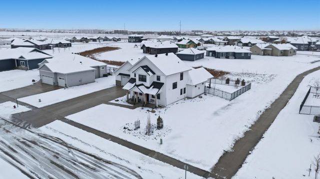 4259 Bristlecone Loop S, Fargo, ND 58104