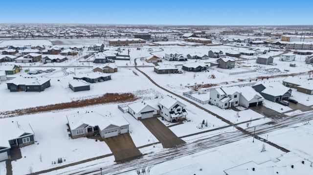 4259 Bristlecone Loop S, Fargo, ND 58104