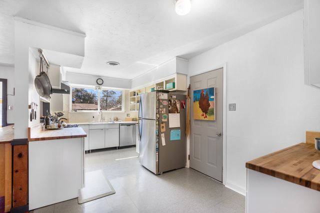 1106 Coke Drive, Arlington, TX 76010