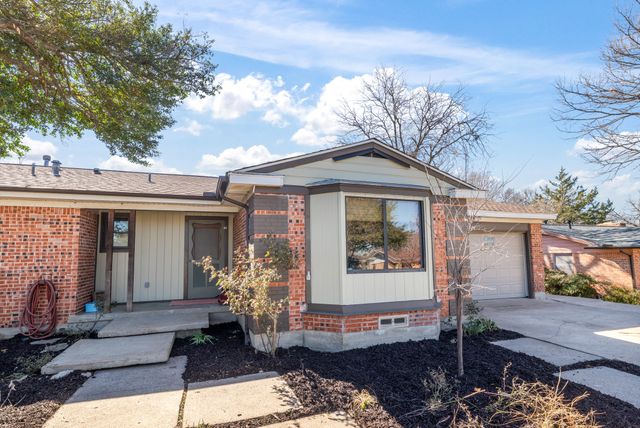 1106 Coke Drive, Arlington, TX 76010