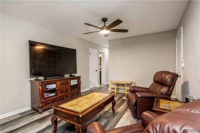 4406 University Way, Centreville, AL 35402