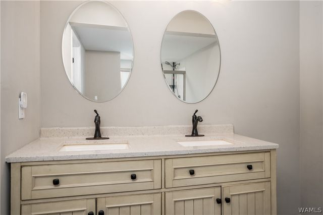 4406 University Way, Centreville, AL 35402