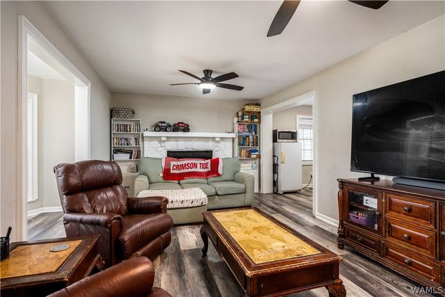 4406 University Way, Centreville, AL 35402