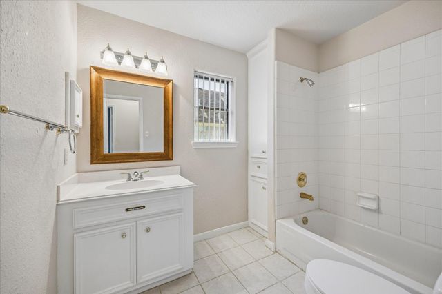 3419 Glastonbury Drive, Pearland, TX 77581