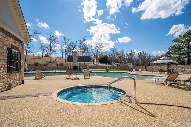 312 Willowbend Circle, Hot Springs, AR 71913