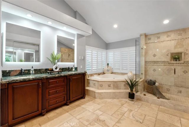 25881 Cedarbluff, Laguna Hills, CA 92653