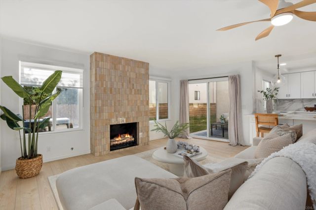 2811 Unicornio St, Carlsbad, CA 92009