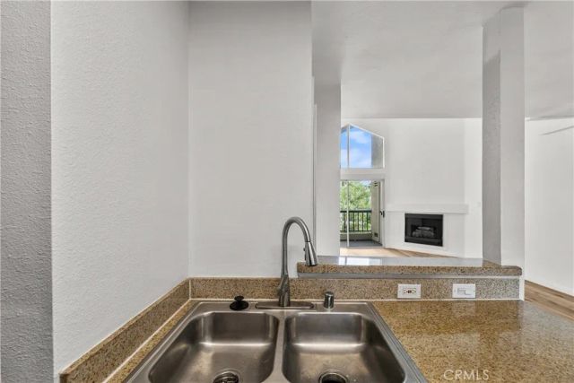 5500 Owensmouth Avenue 317, Woodland Hills, CA 91367